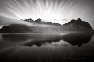 Vestrahorn cloudtrails - Iceland